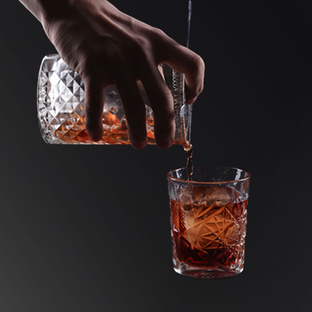 Cocktail Recipe: Festive Negroni Sbagliato