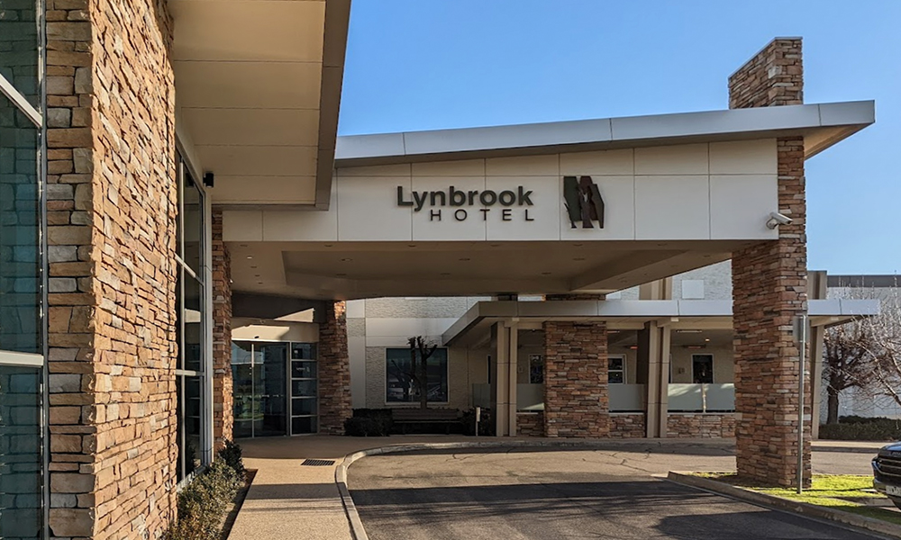 lynbrook hotel in vic